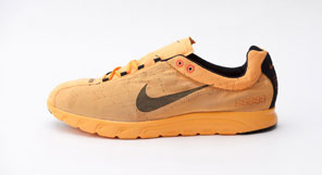 NIKE MAYFLY - INDUSTRIAL ORANGE/BLACK - PRODUCT TRIAL SAMPLE
